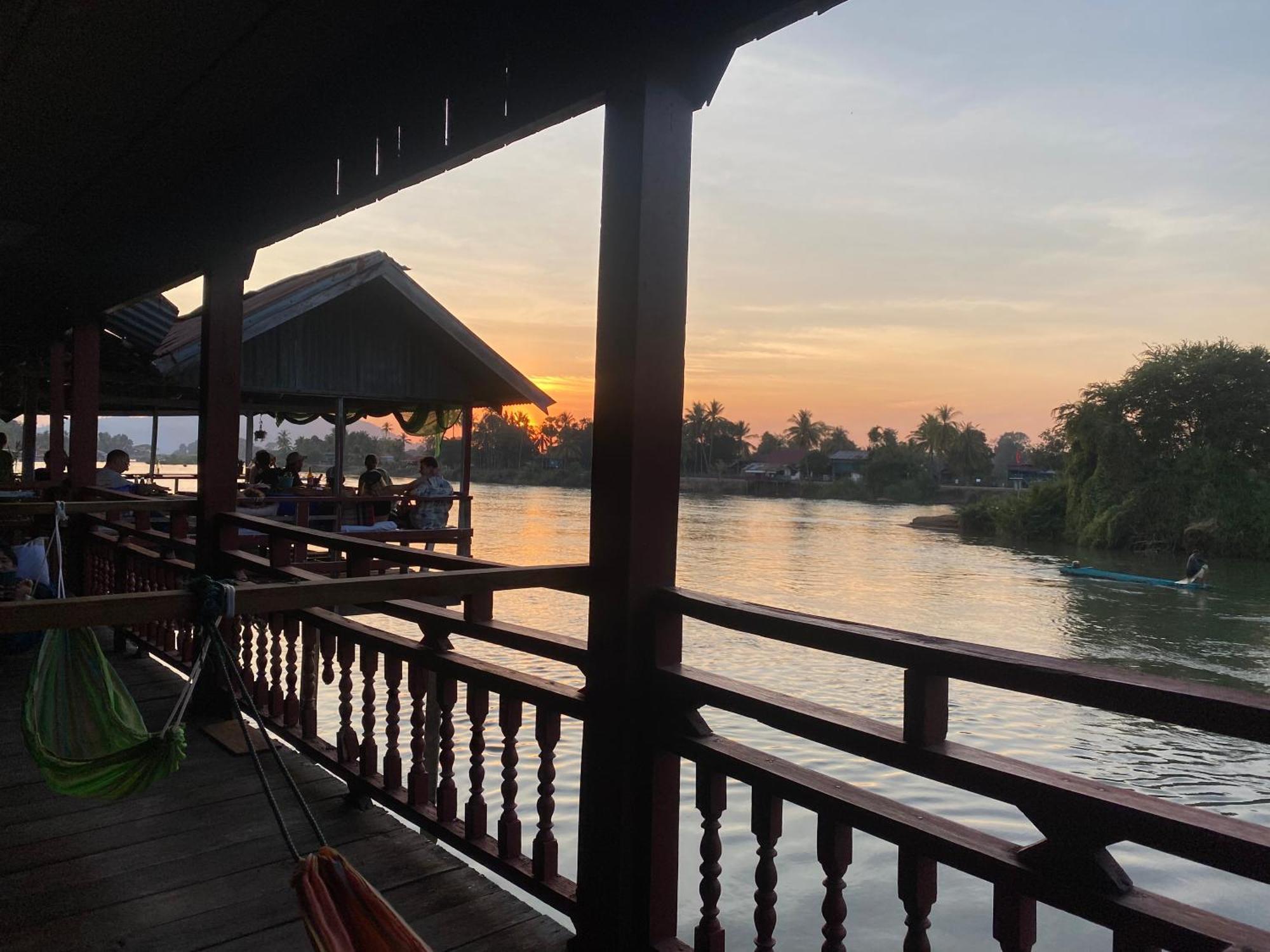Souksanh River Bungalow Muang Khong Экстерьер фото