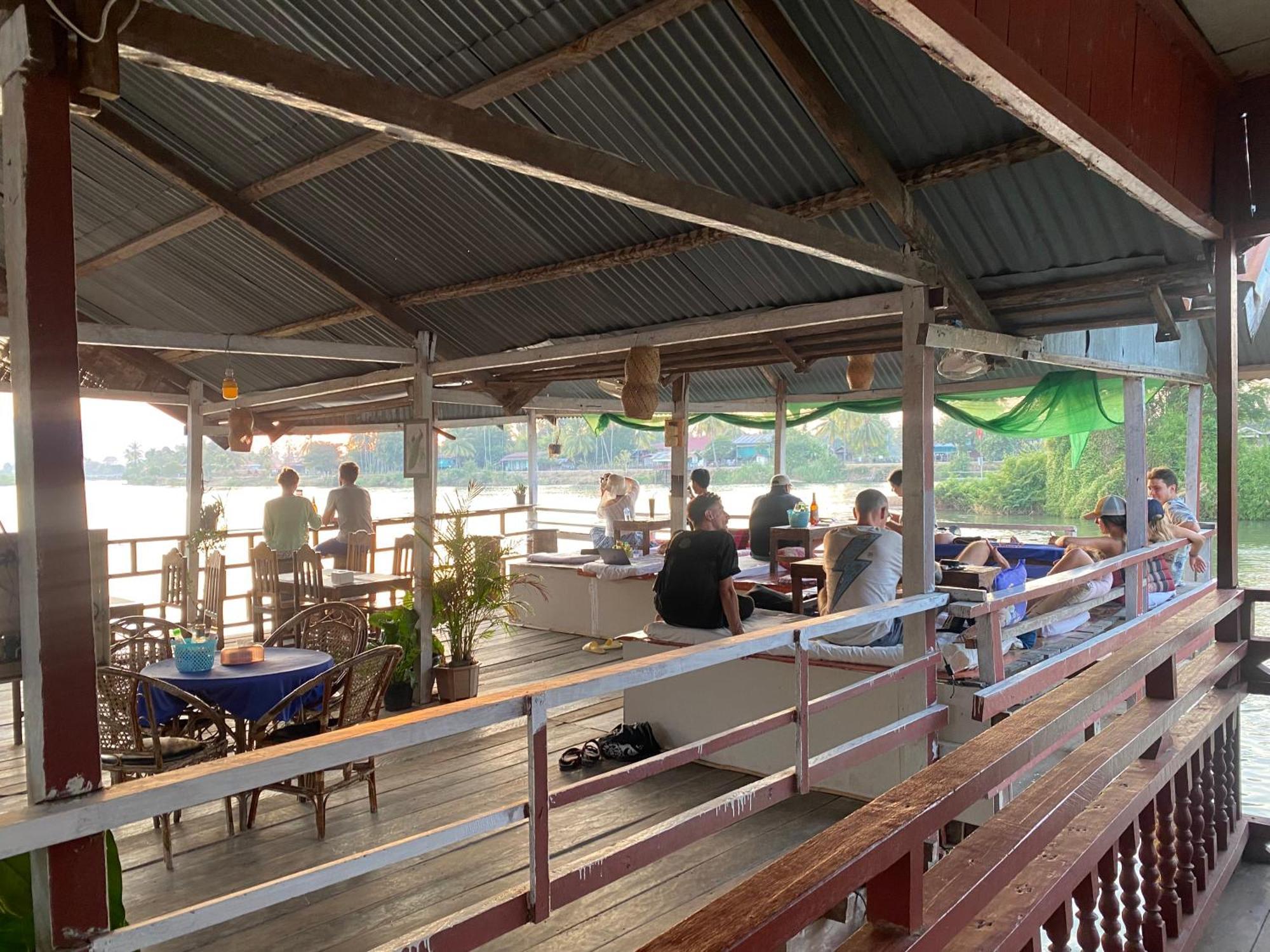 Souksanh River Bungalow Muang Khong Экстерьер фото